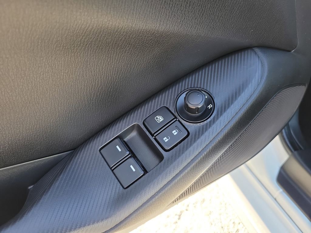 Used 2020 MAZDA MX-5 Miata Sport RWD image 20