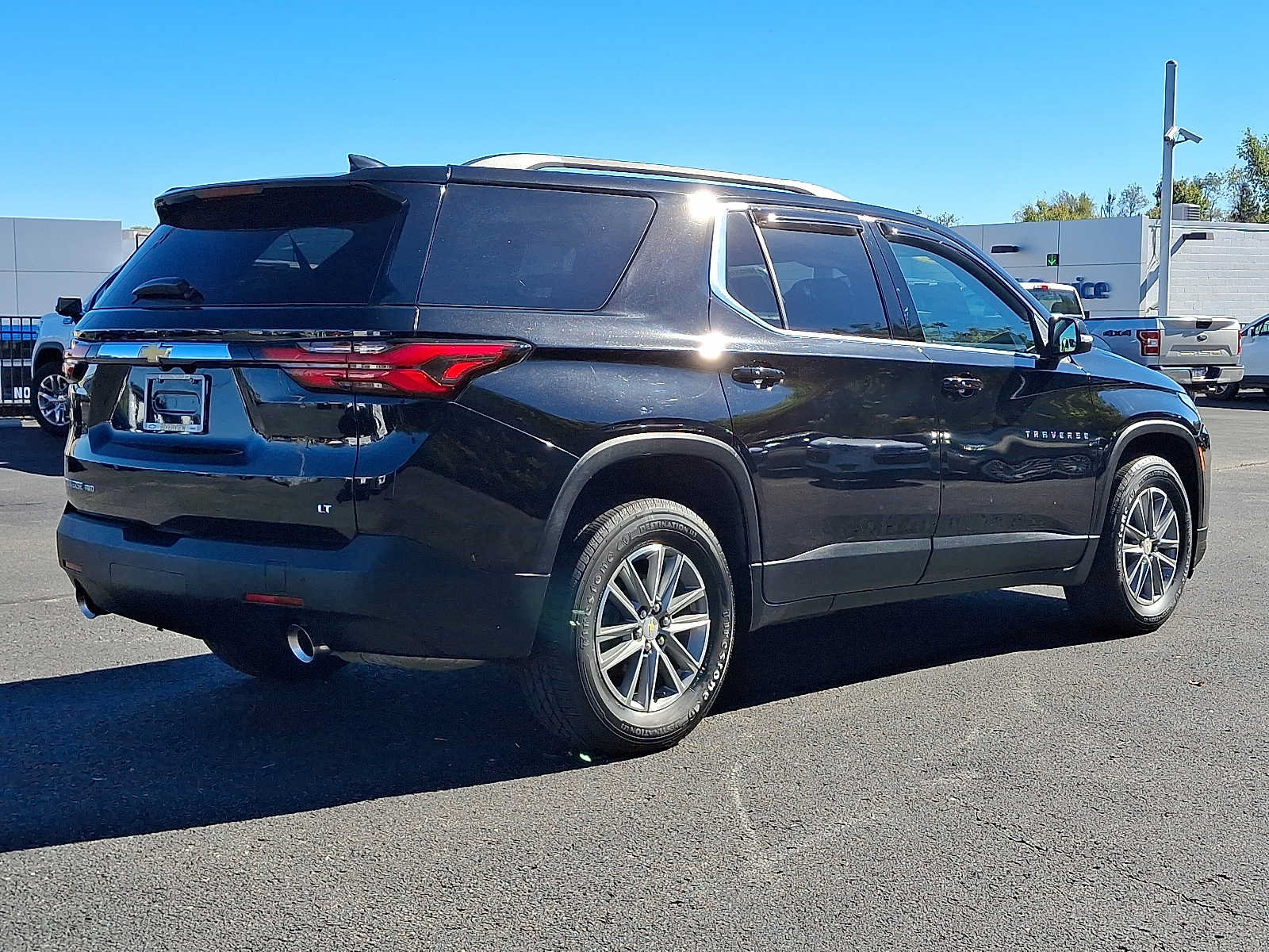 Used 2022 Chevrolet Traverse LT AWD/4WD image 6