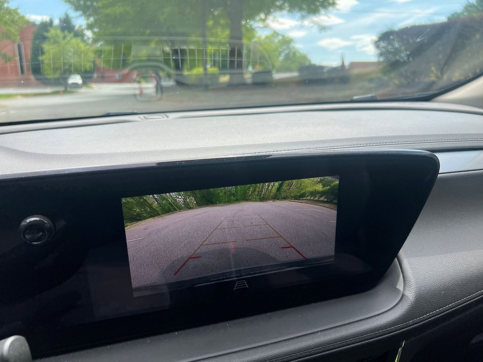 Used 2025 Buick Encore GX Preferred image 20