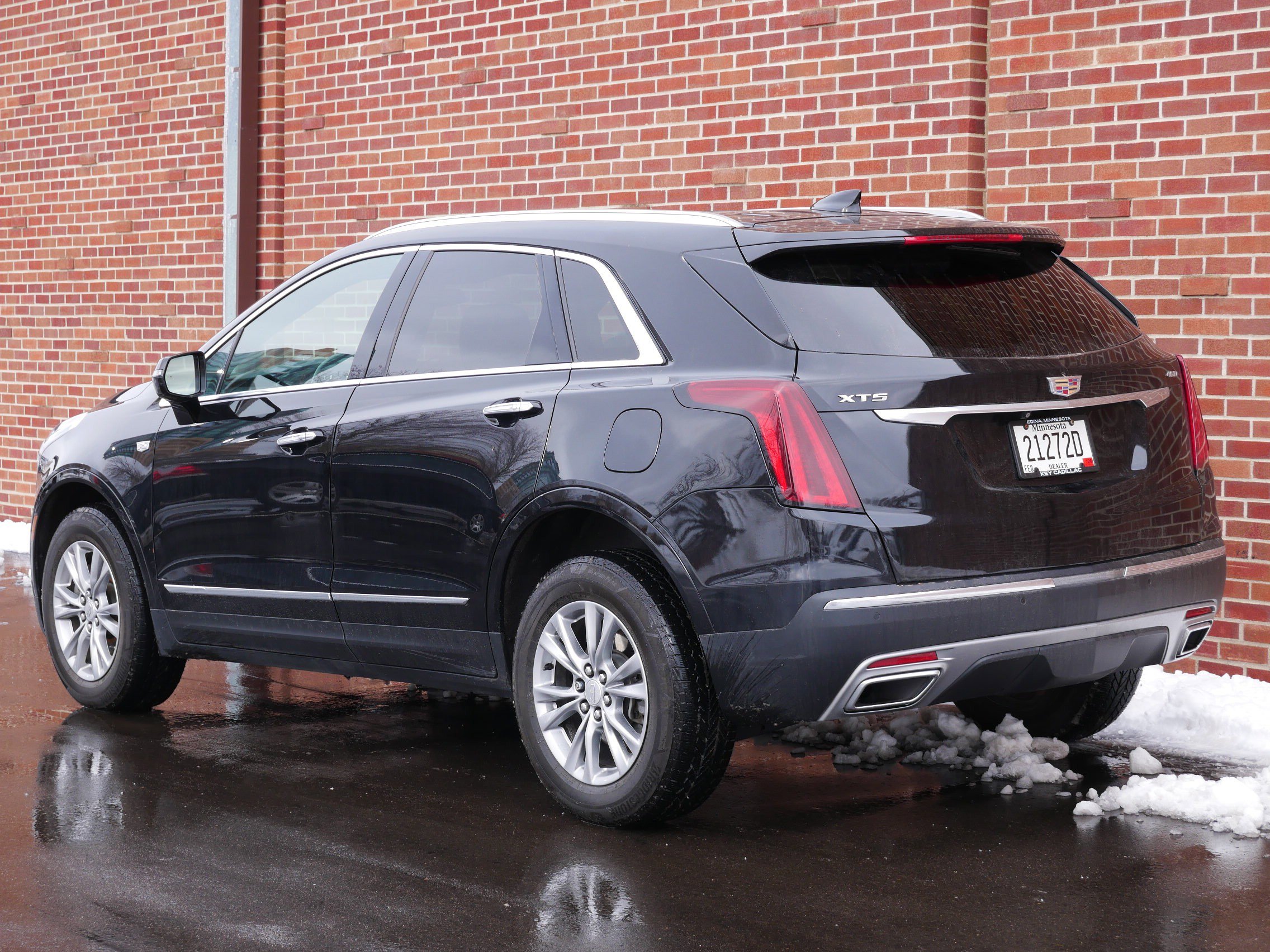 Used 2020 Cadillac XT5 Premium Luxury image 3