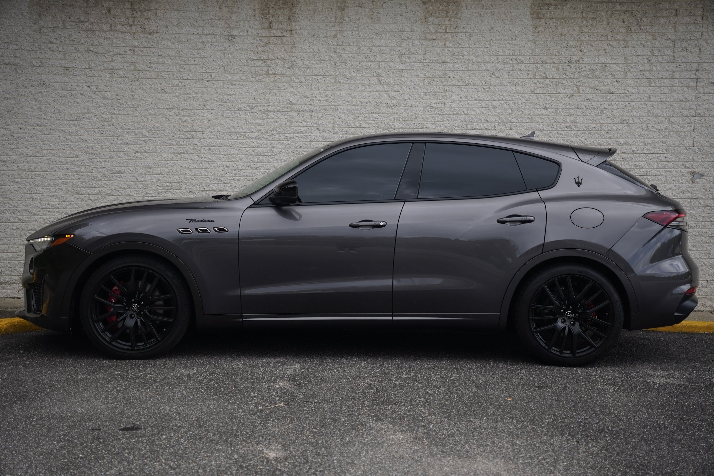 Used 2022 Maserati Levante Modena AWD/4WD image 4