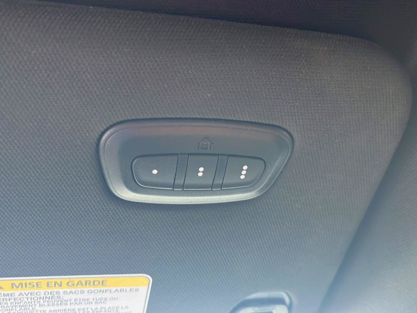 Used 2025 RAM 1500 Big Horn AWD/4WD image 18