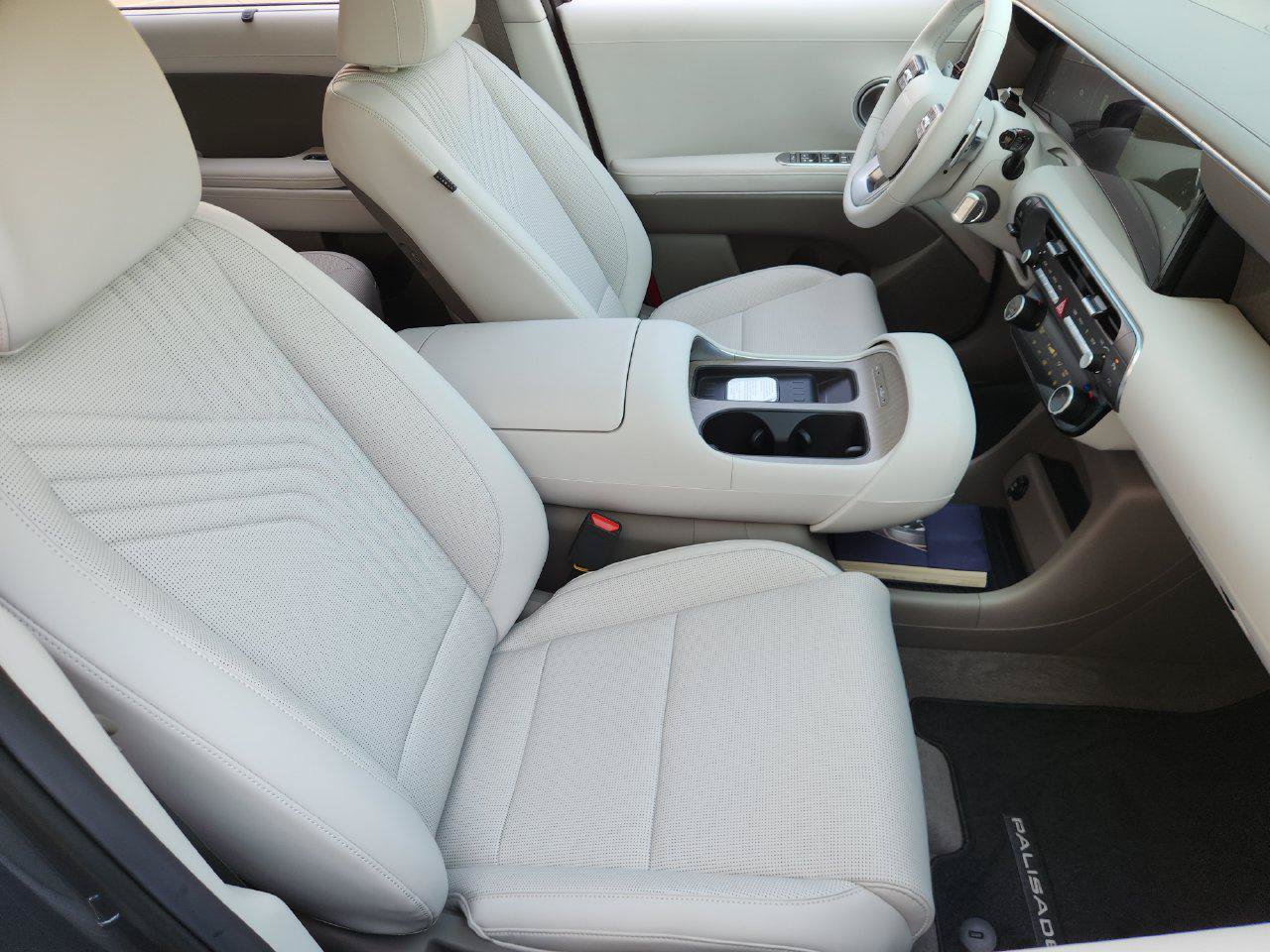 New 2027 Hyundai Palisade SEL FWD image 11