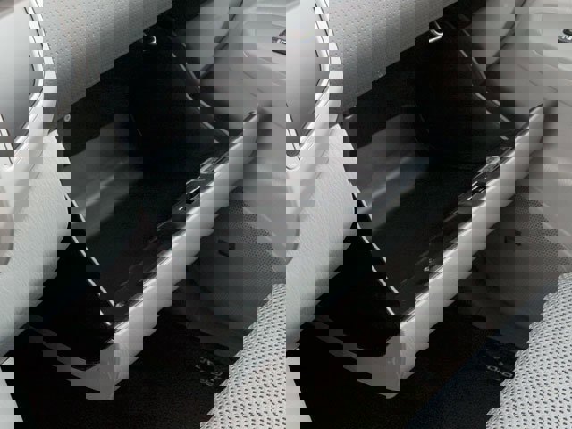 Used 2010 Toyota Tacoma PreRunner image 16