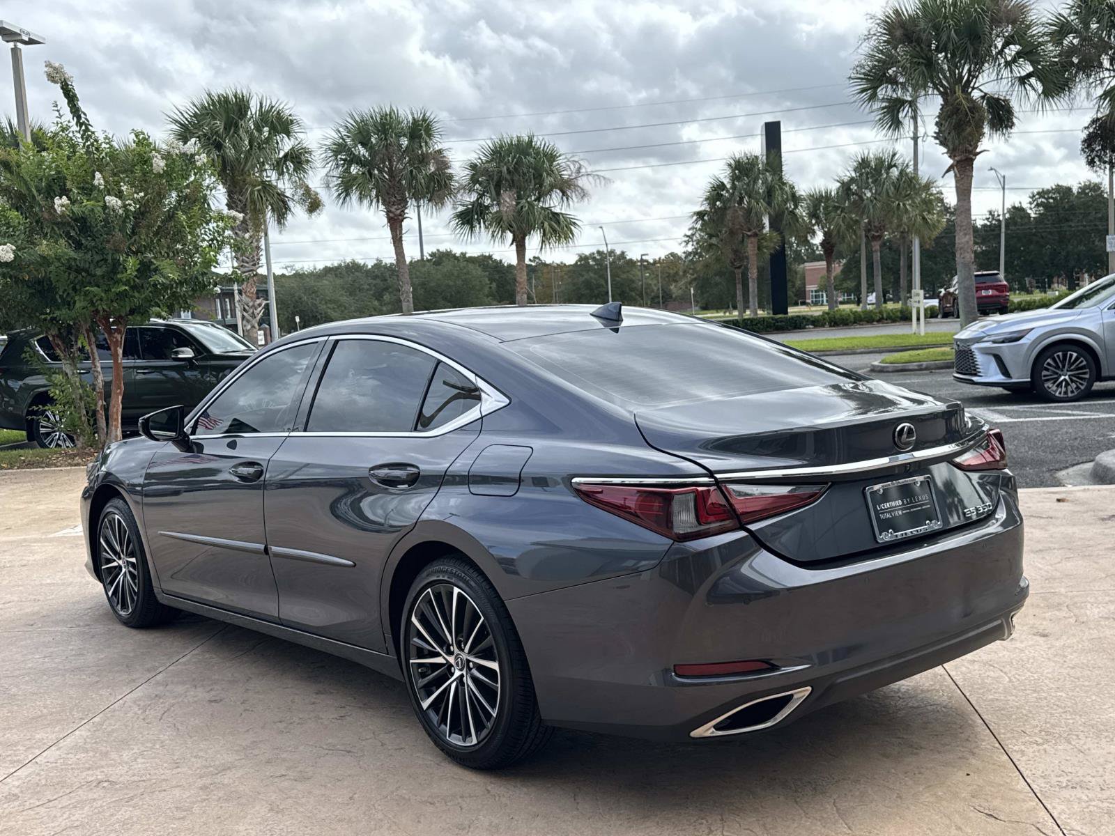 Certified 2024 Lexus ES 350 w/ Premium Package FWD image 38