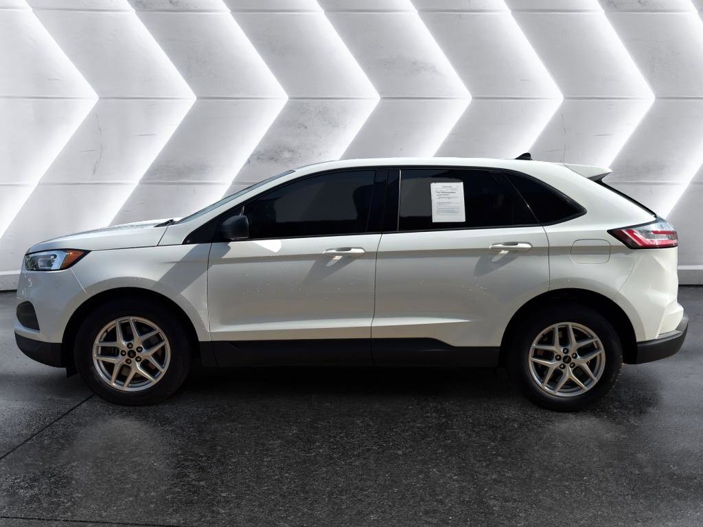 Used 2024 Ford Edge SE AWD/4WD image 3