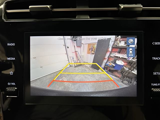 Used 2024 Hyundai Santa Cruz SE image 19