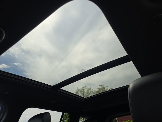 Used 2024 Jeep Grand Cherokee Limited 4xe image 28