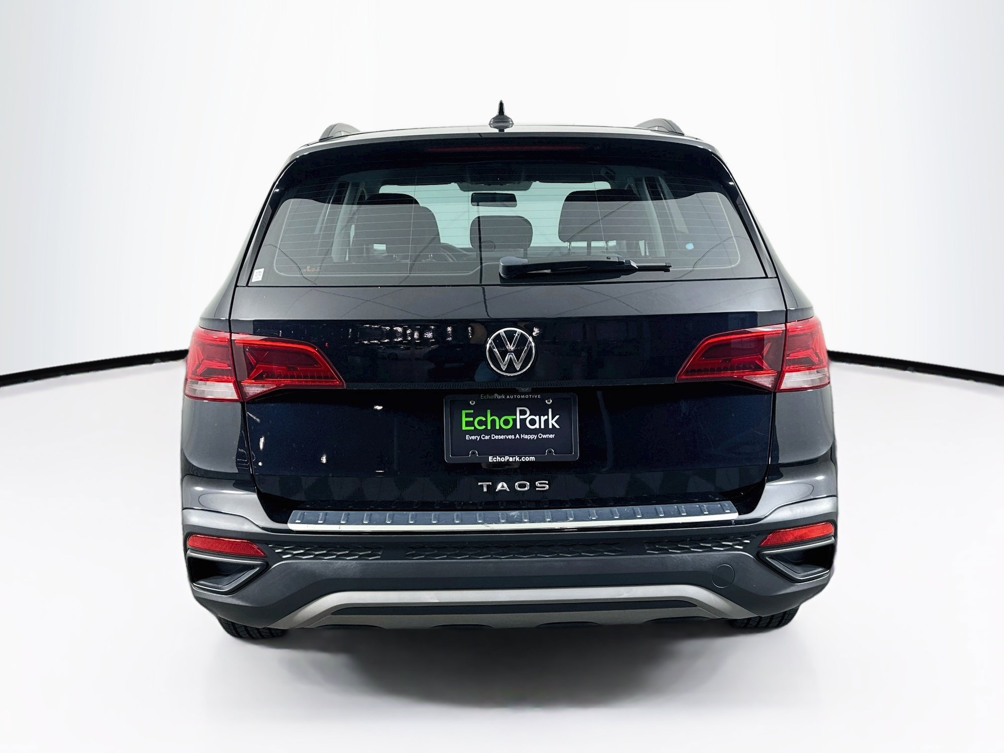 Used 2022 Volkswagen Taos S FWD image 7