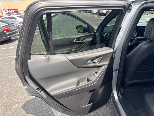 Used 2025 Chevrolet Equinox LT w/ Convenience Package II FWD image 18