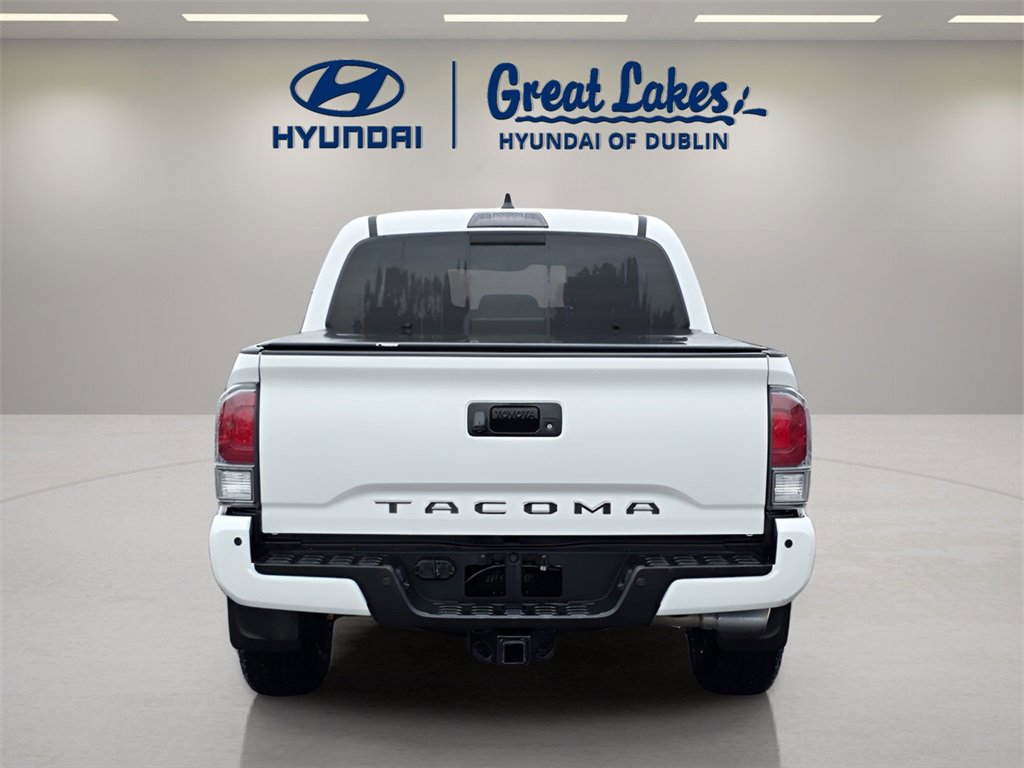 Used 2023 Toyota Tacoma TRD Off-Road w/ TRD Premium Off Road Package image 4
