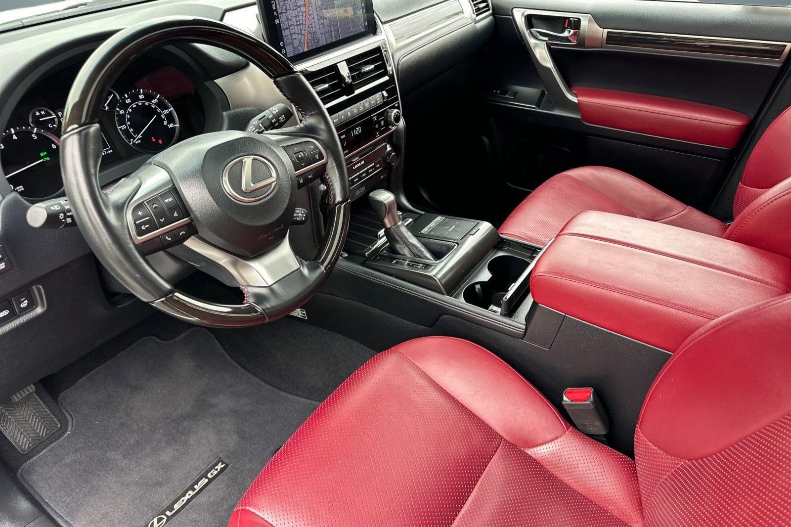 Certified 2023 Lexus GX 460 Luxury w/ Sport Design Package AWD/4WD image 4