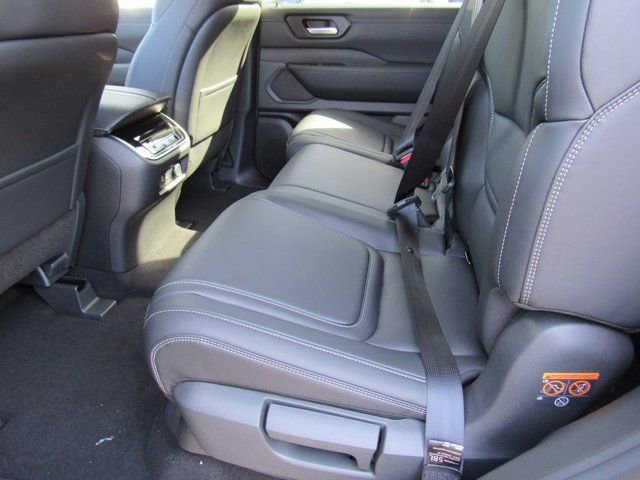 New 2026 Nissan Armada SV image 10