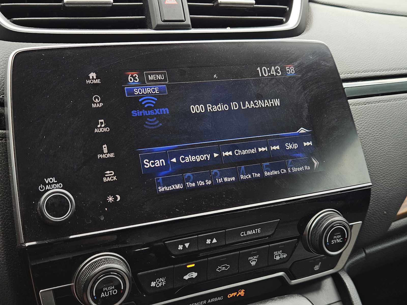 Used 2019 Honda CR-V Touring image 17