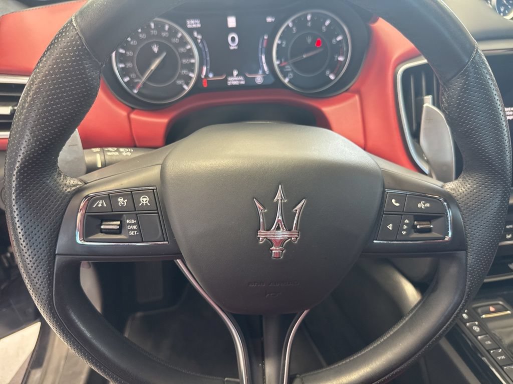 Used 2023 Maserati Ghibli Modena RWD image 16