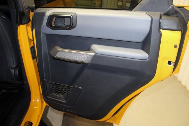 Used 2022 Ford Bronco Black Diamond w/ Sasquatch Package image 16