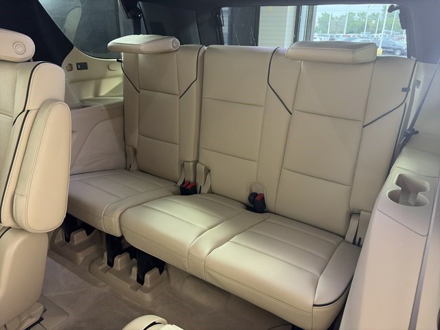 Certified 2023 Cadillac Escalade Premium Luxury w/ Performance Package AWD/4WD image 8