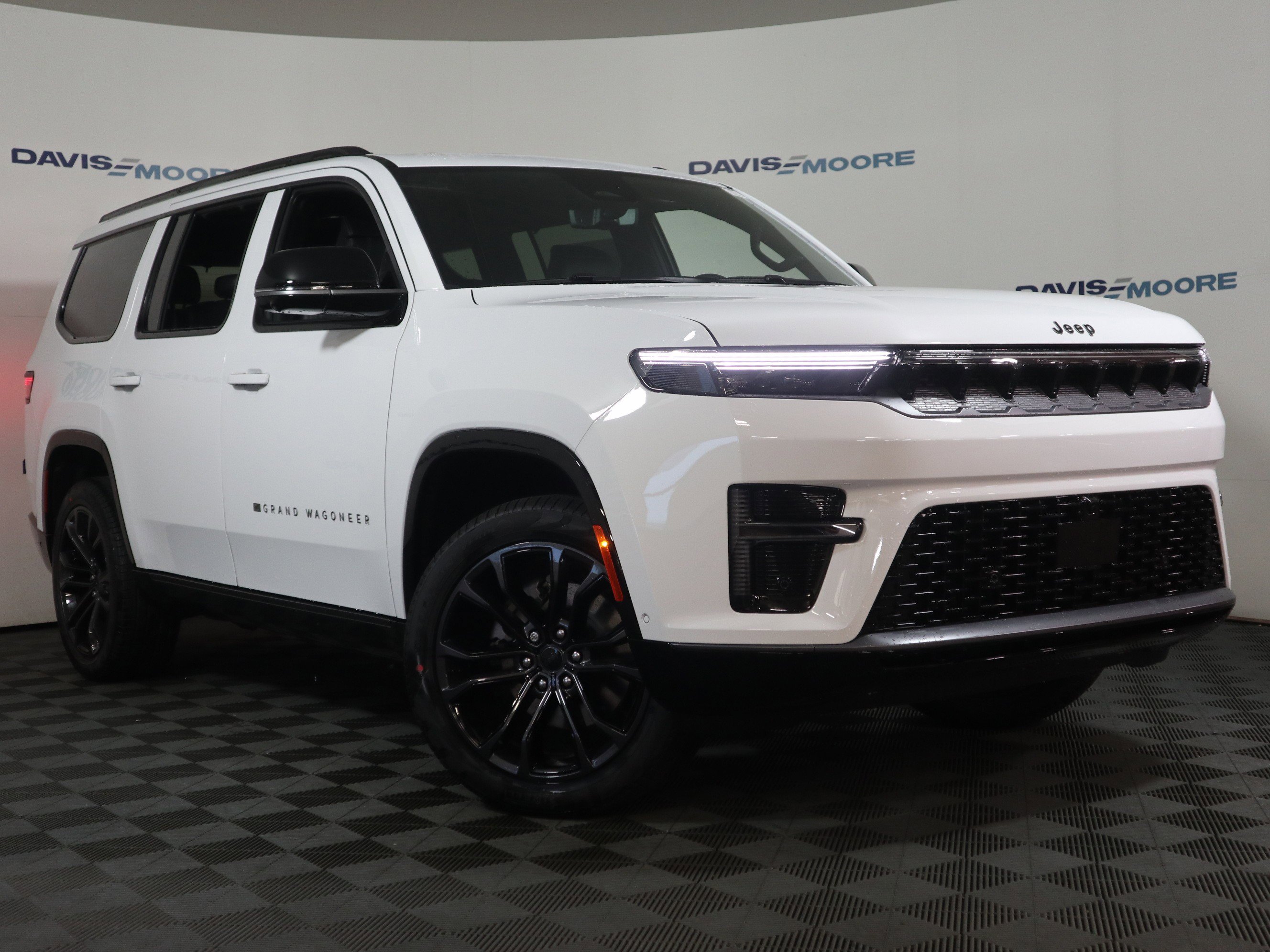 New 2026 Jeep Grand Wagoneer Summit image 2