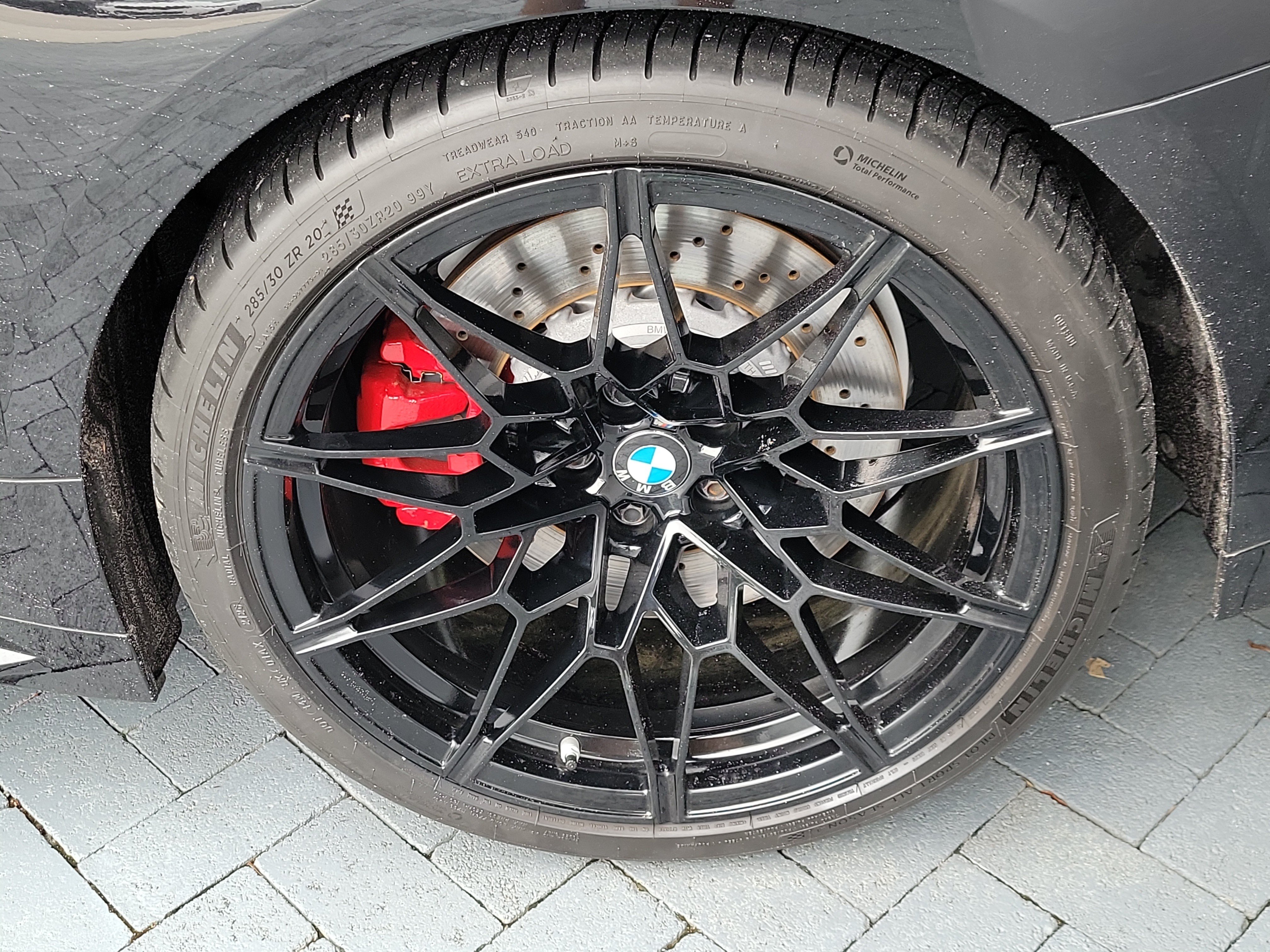 Used 2024 BMW M4 Competition w/ Executive Package RWD image 5