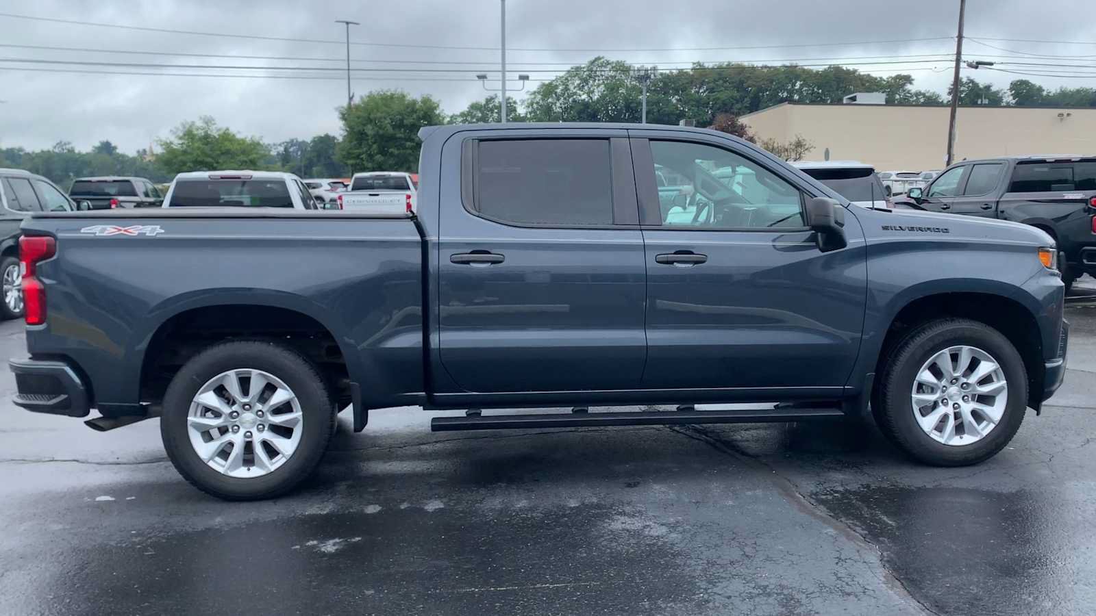 Certified 2021 Chevrolet Silverado 1500 Custom w/ LPO, Dark Essentials Package AWD/4WD image 9