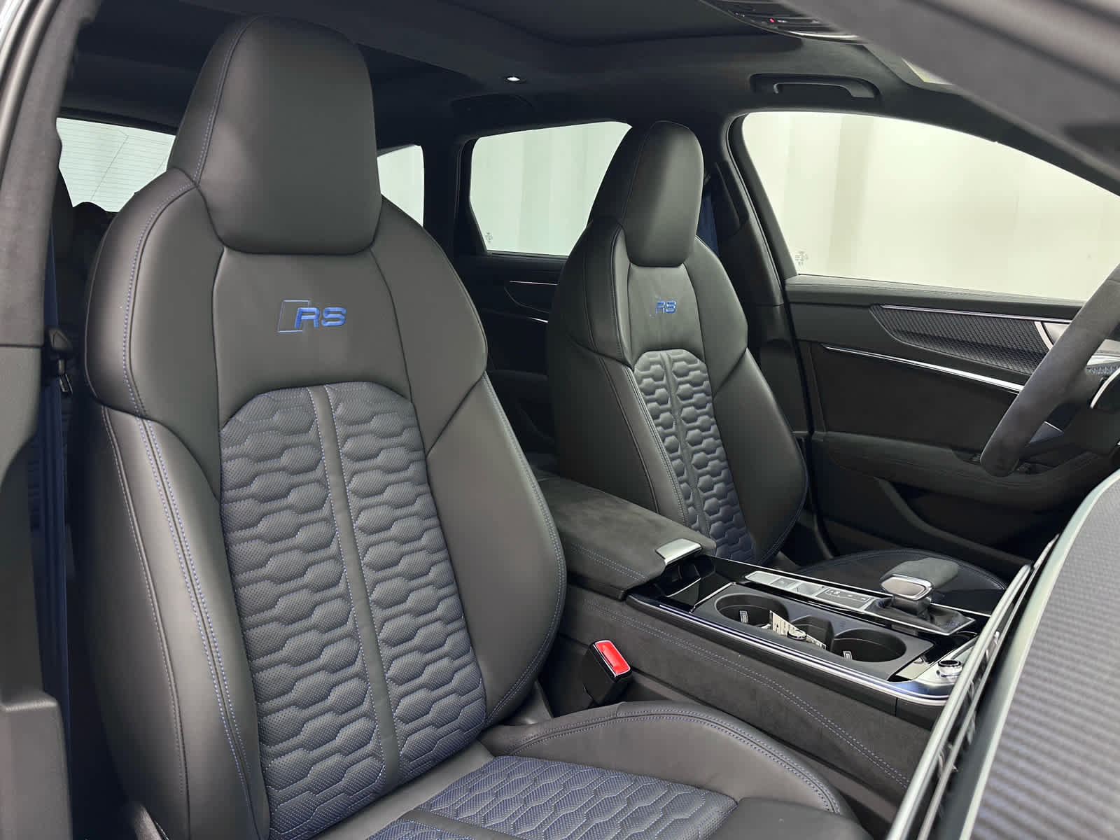 Used 2025 Audi RS 6 performance image 19