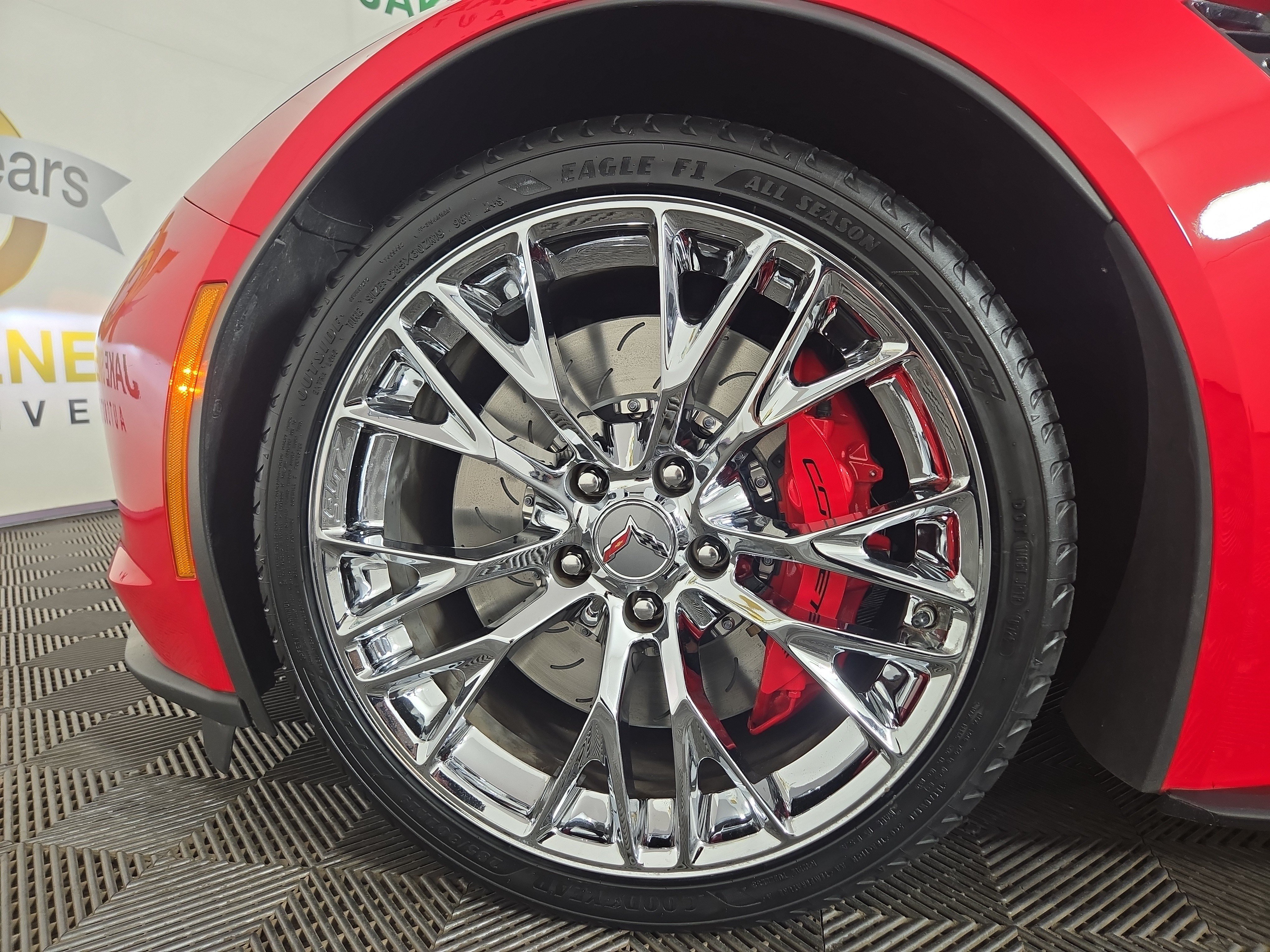 Certified 2018 Chevrolet Corvette Z06 w/ Battery Protection Package RWD image 32