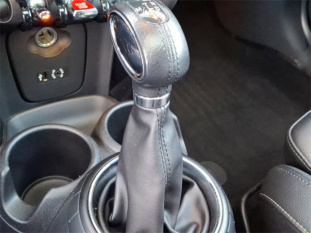 Used 2015 MINI Cooper S image 22