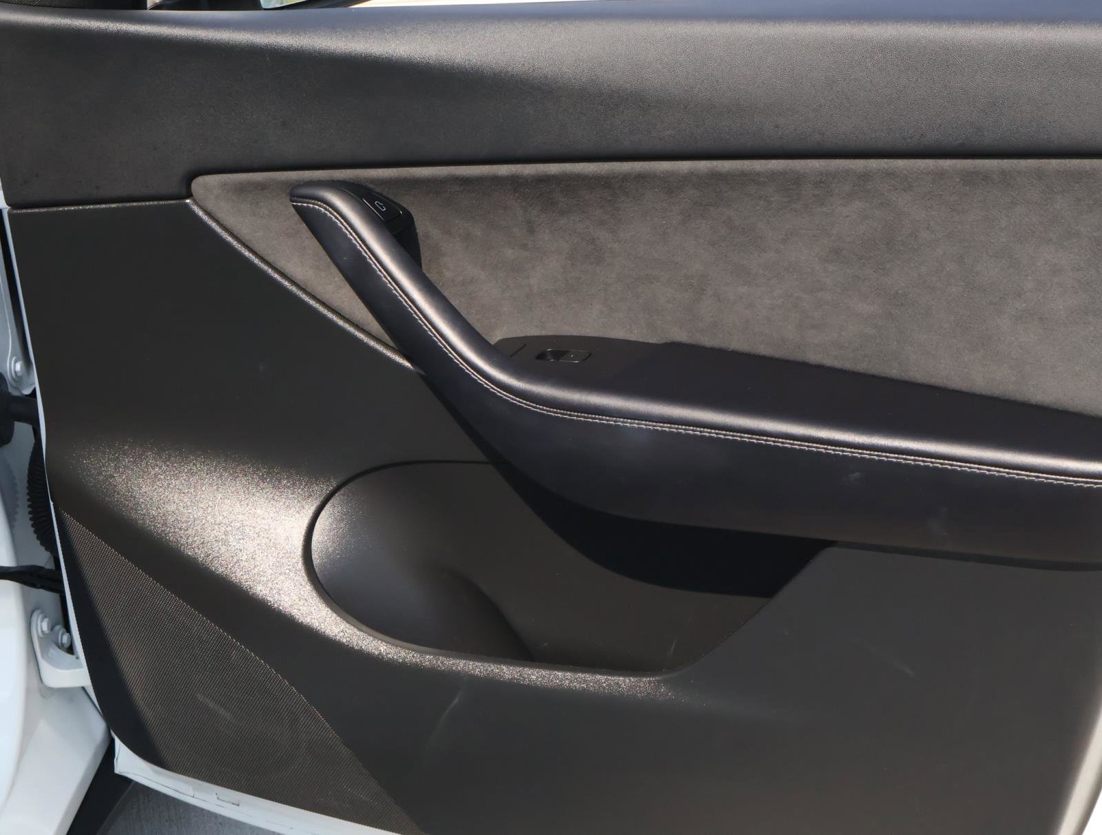 Used 2022 Tesla Model Y Performance AWD/4WD image 15