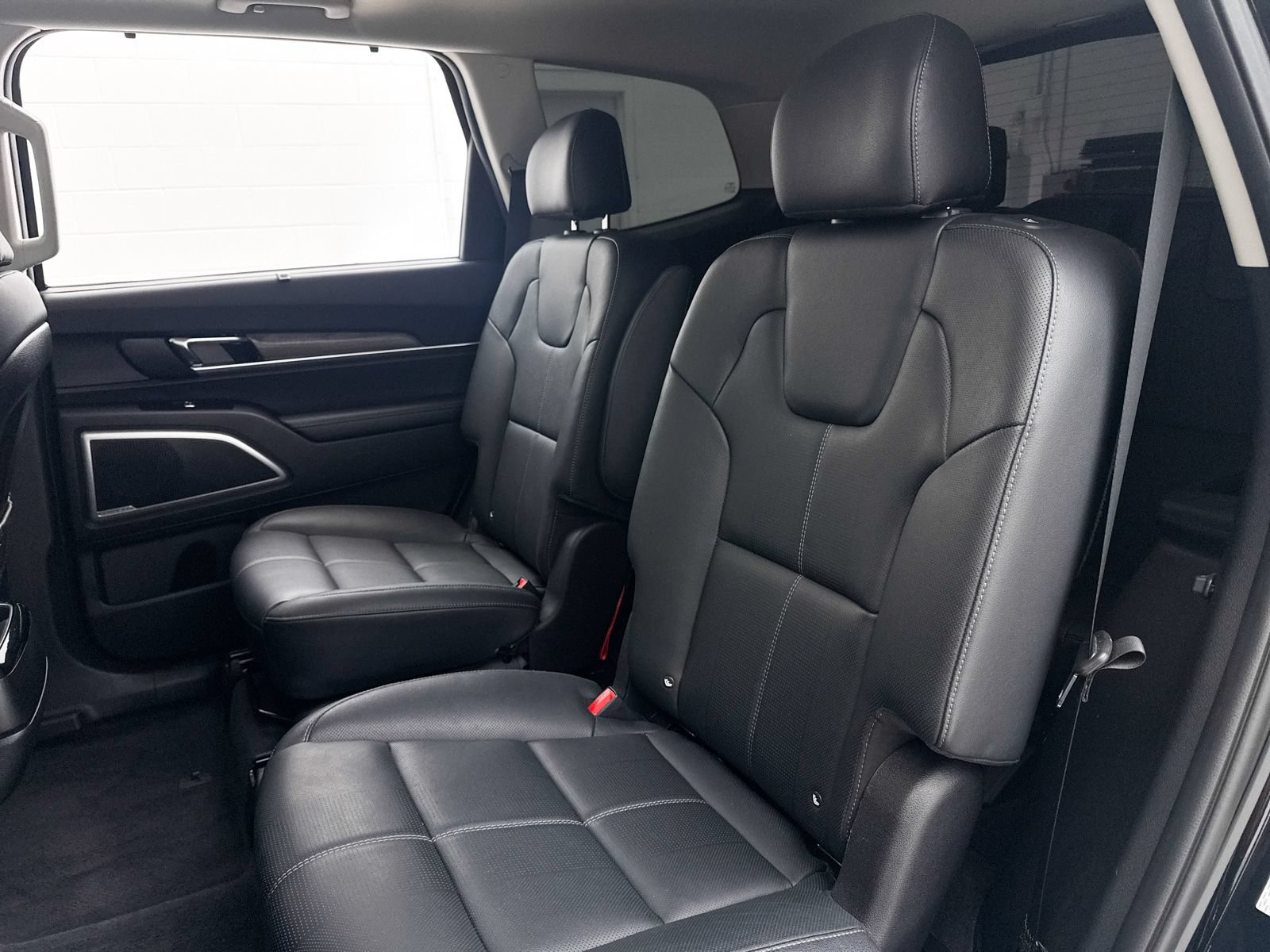 Certified 2022 Kia Telluride EX w/ EX Premium Package AWD/4WD image 32