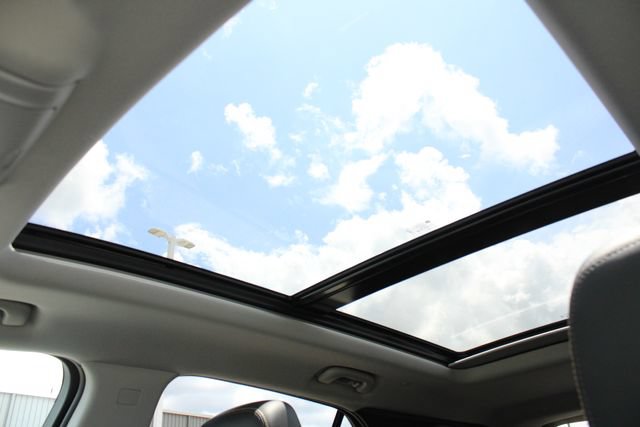 Used 2024 Chevrolet Equinox Premier AWD/4WD image 5