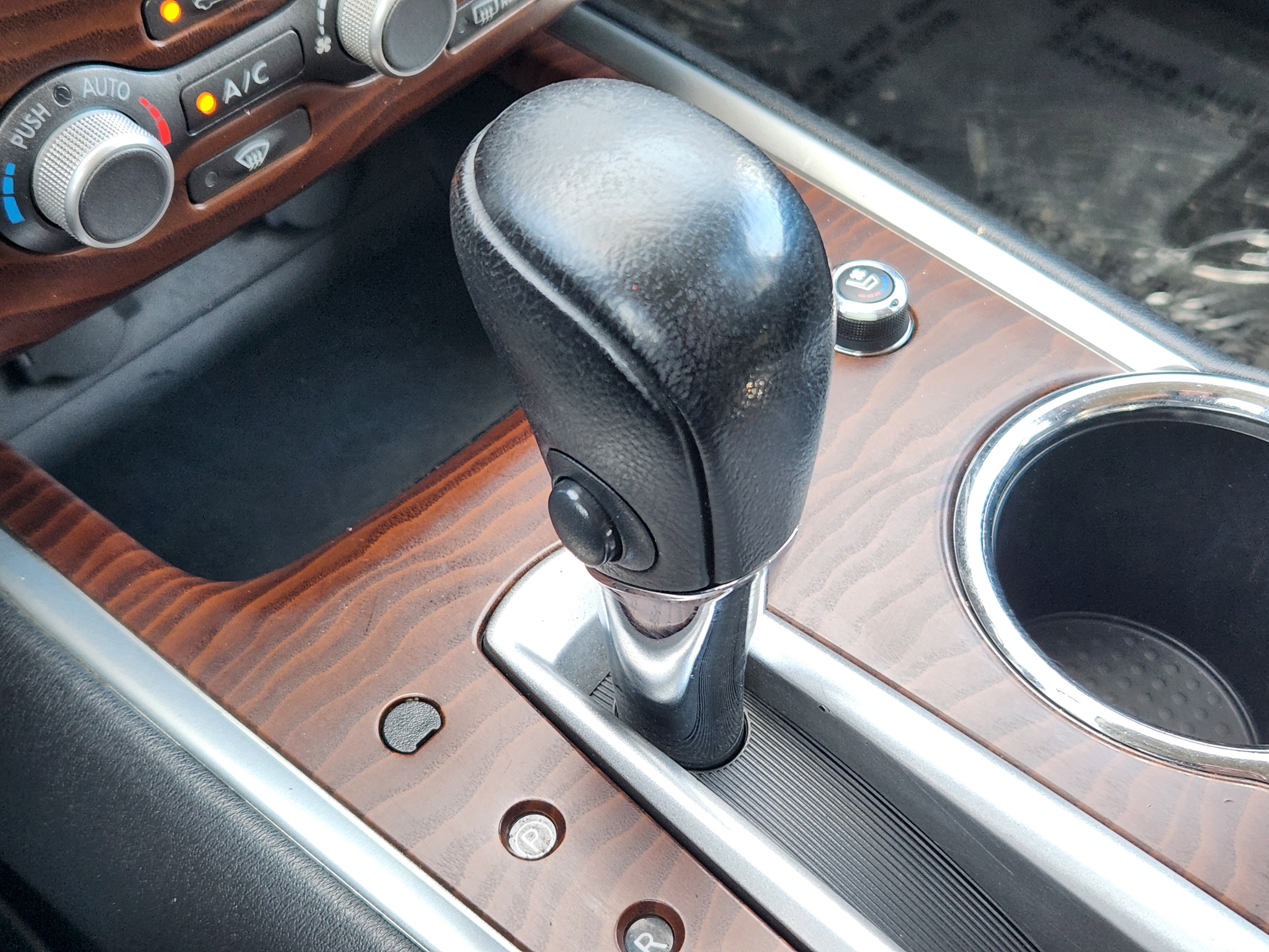 Used 2017 Nissan Pathfinder Platinum image 9