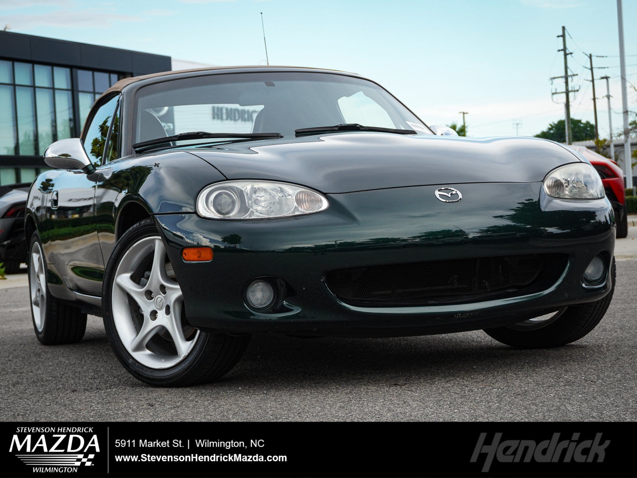 Used 2002 MAZDA MX-5 Miata LS RWD image 1