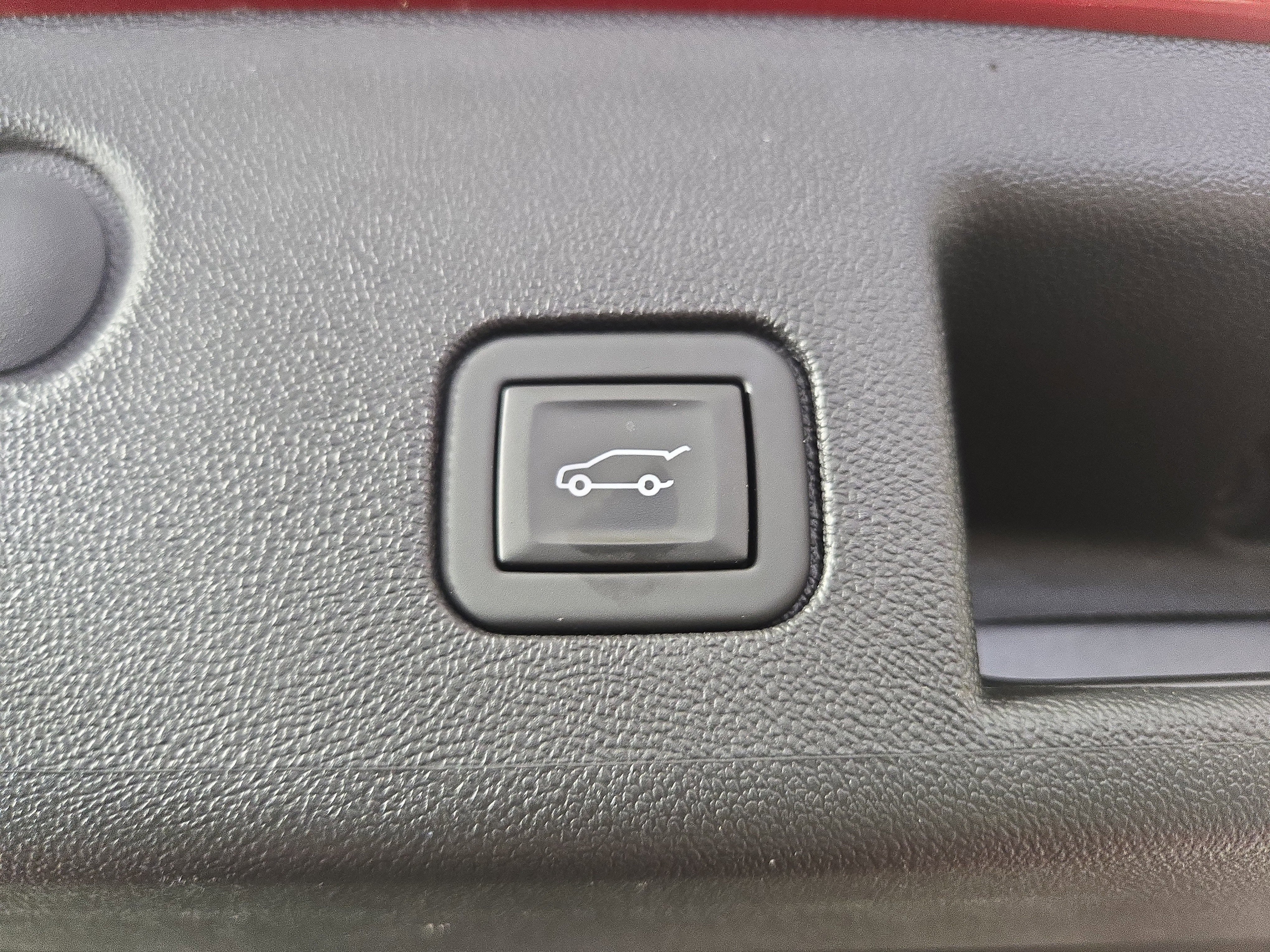 Certified 2023 Chevrolet Equinox RS image 33