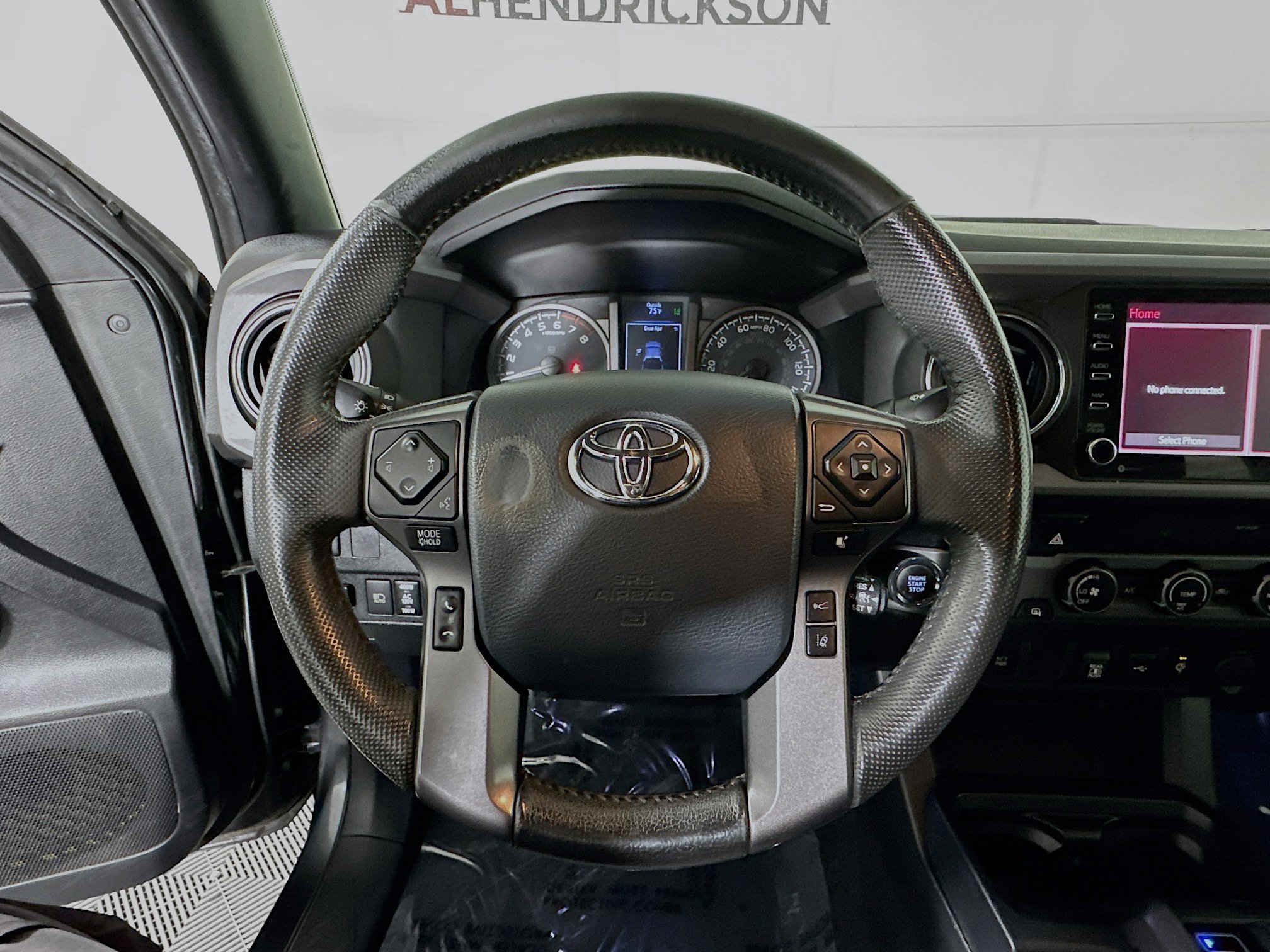 Used 2020 Toyota Tacoma TRD Sport image 15