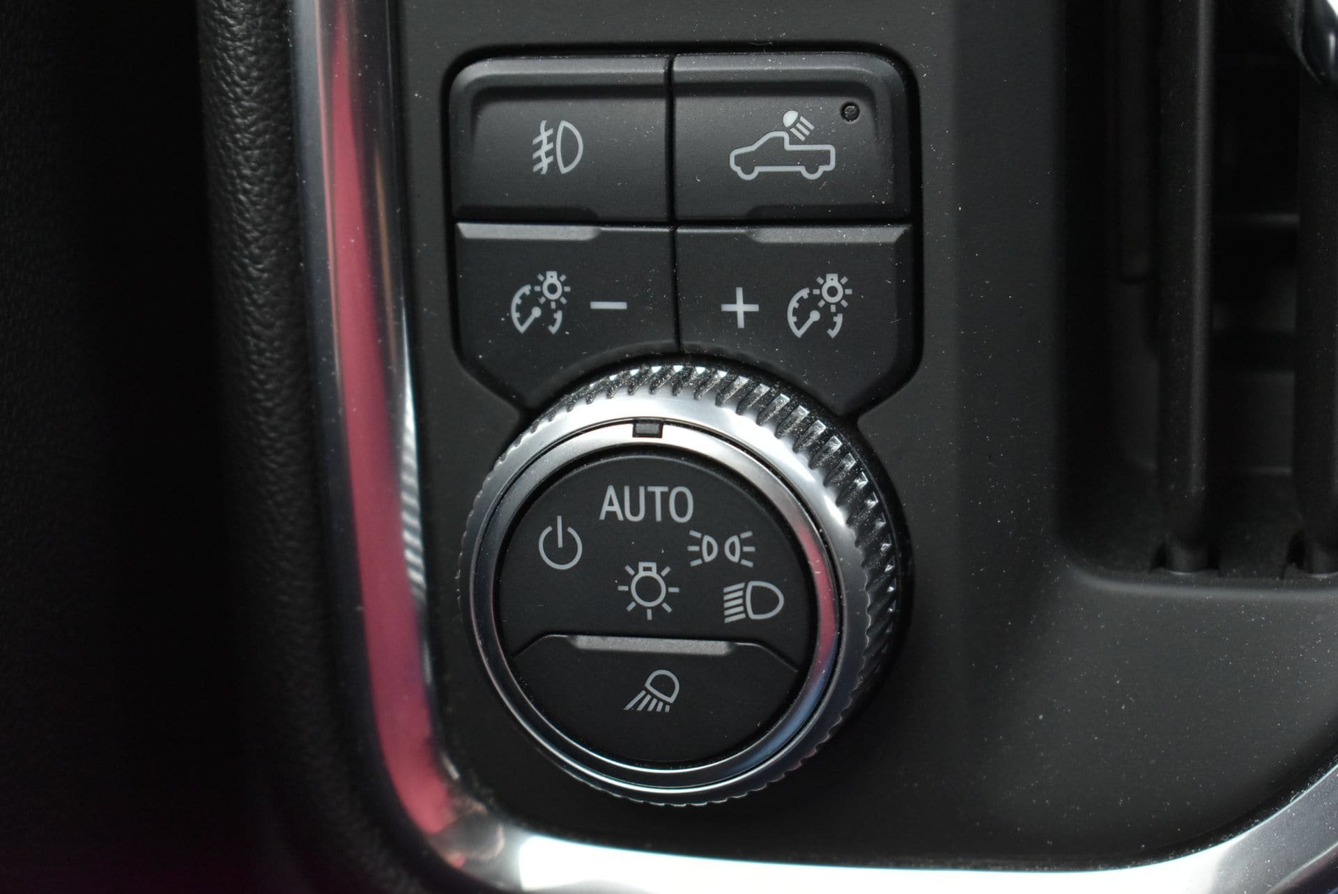 Used 2020 GMC Sierra 1500 SLT w/ SLT Premium Plus Package AWD/4WD image 19