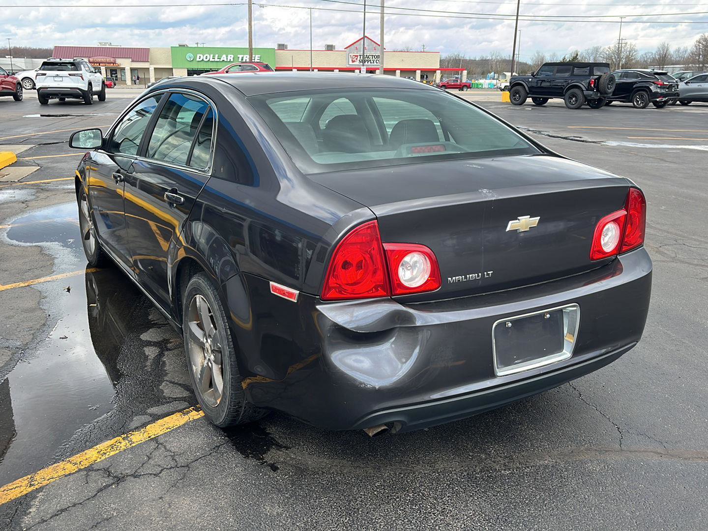 Used 2011 Chevrolet Malibu LT FWD image 3