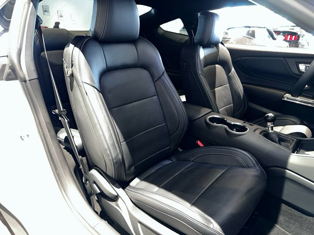 Used 2025 Ford Mustang GT Premium RWD image 26