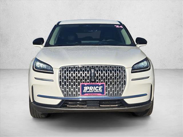 Used 2024 Lincoln Corsair FWD image 2