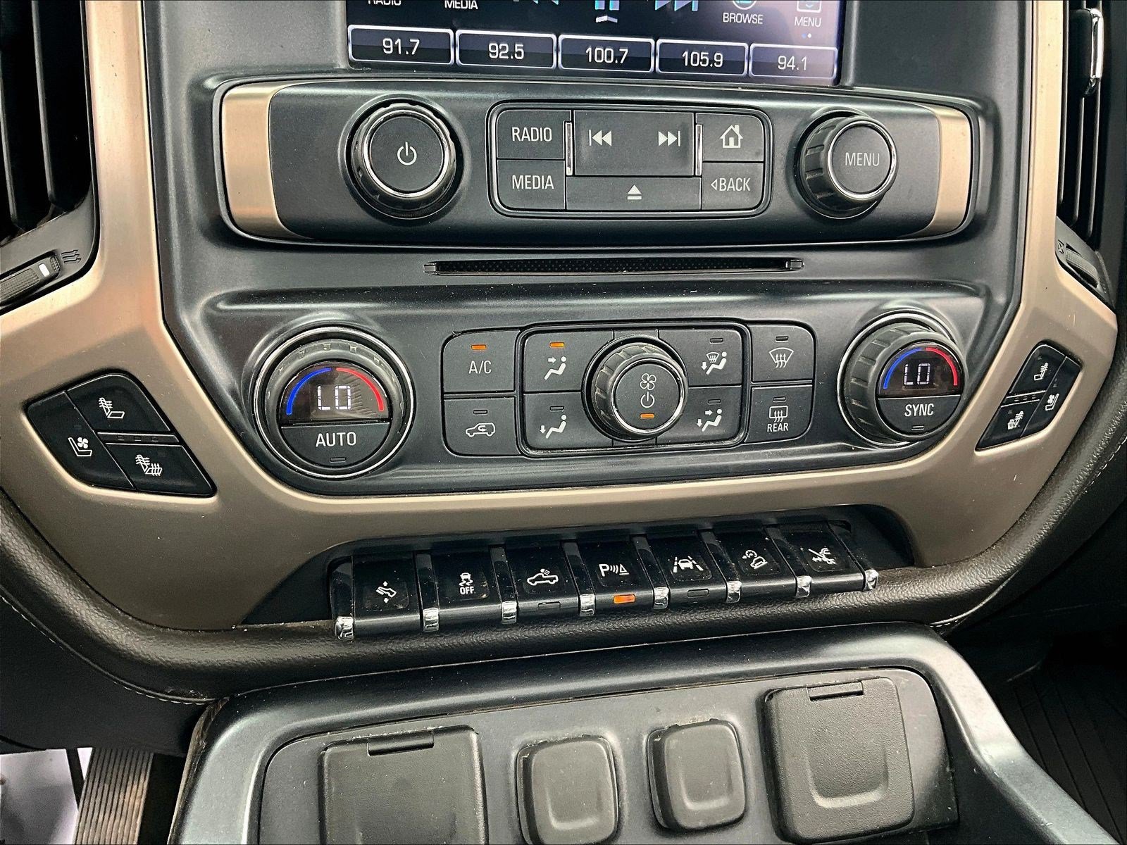 Used 2018 GMC Sierra 1500 Denali w/ Denali Ultimate Package AWD/4WD image 16
