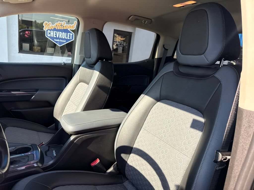 Used 2020 Chevrolet Colorado Z71 AWD/4WD image 33