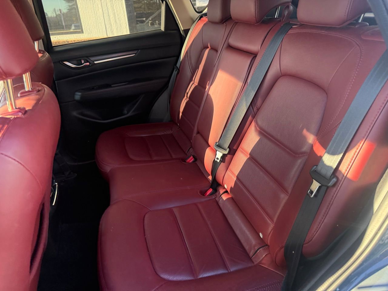 Used 2022 MAZDA CX-5 Carbon Edition image 4