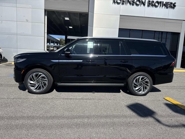 New 2026 Lincoln Navigator L Premier image 6