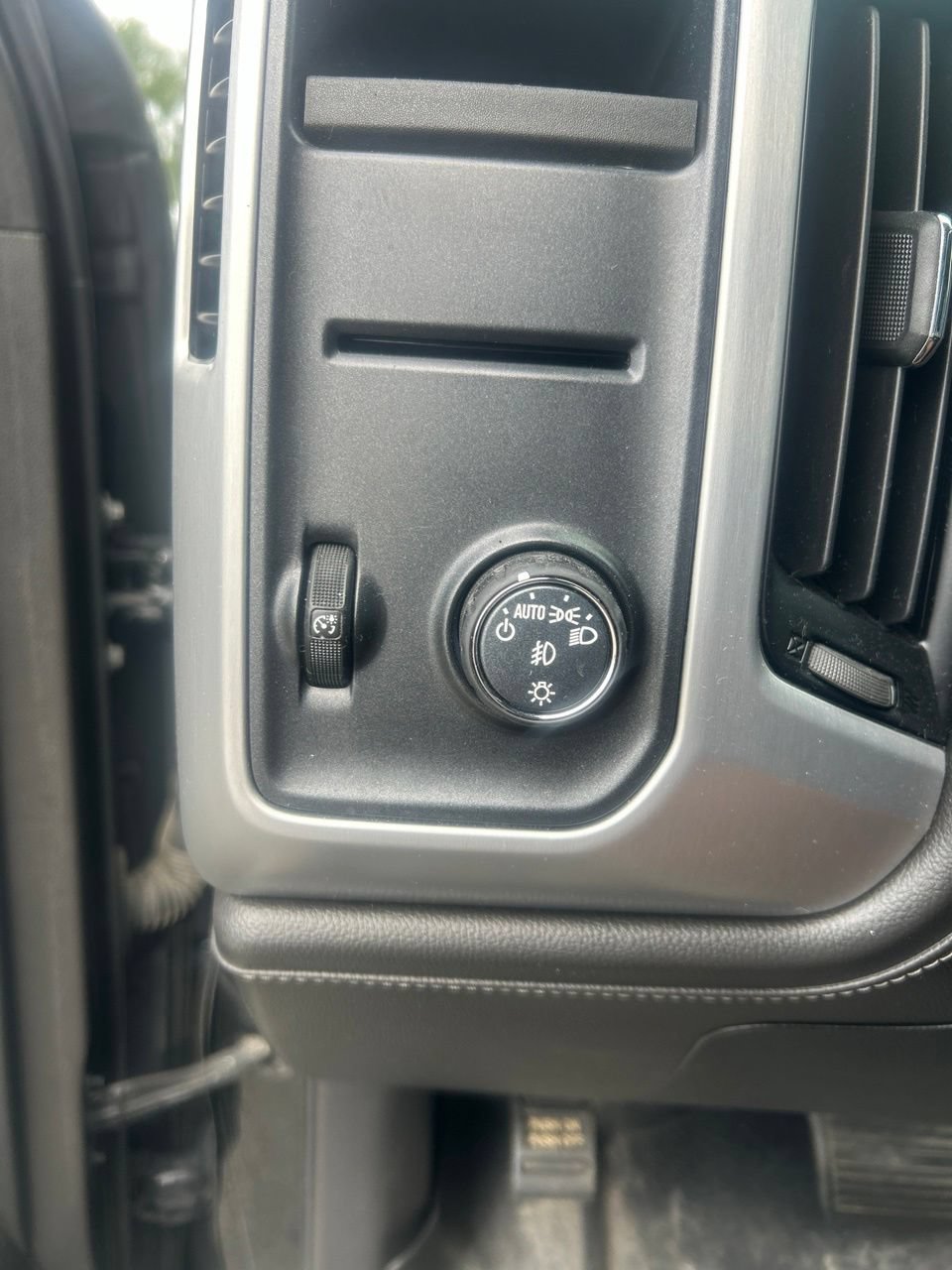 Used 2018 GMC Sierra 1500 SLT w/ Texas SLT Premium Package RWD image 29