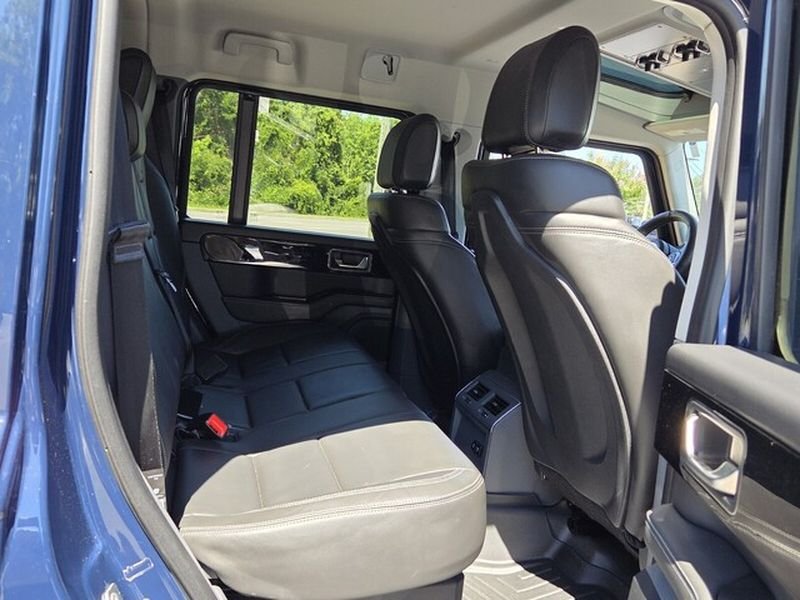 Used 2024 INEOS Grenadier Station Wagon AWD/4WD image 17