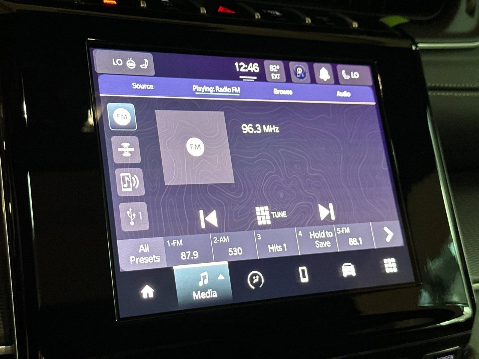 New 2025 Jeep Grand Cherokee L Laredo w/ Luxury Tech Group I image 18