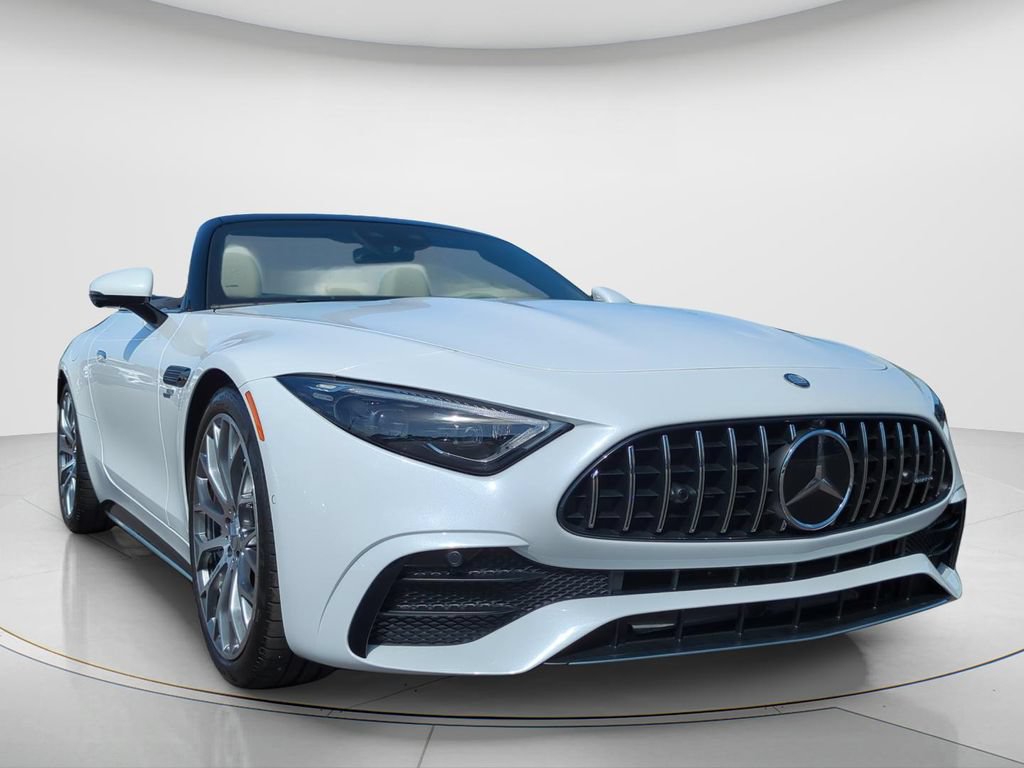 Used 2025 Mercedes-Benz SL 43 AMG image 3