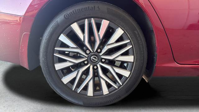 Used 2023 Nissan Altima 2.5 SV w/ SV Premium Package image 24