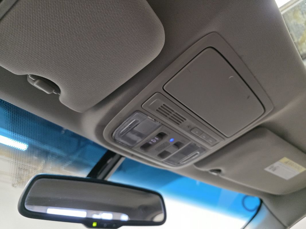 Used 2012 Acura TSX Sedan FWD image 36