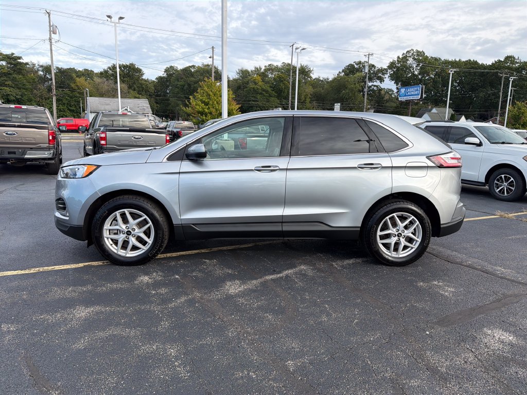 Used 2024 Ford Edge SEL w/ Convenience Package