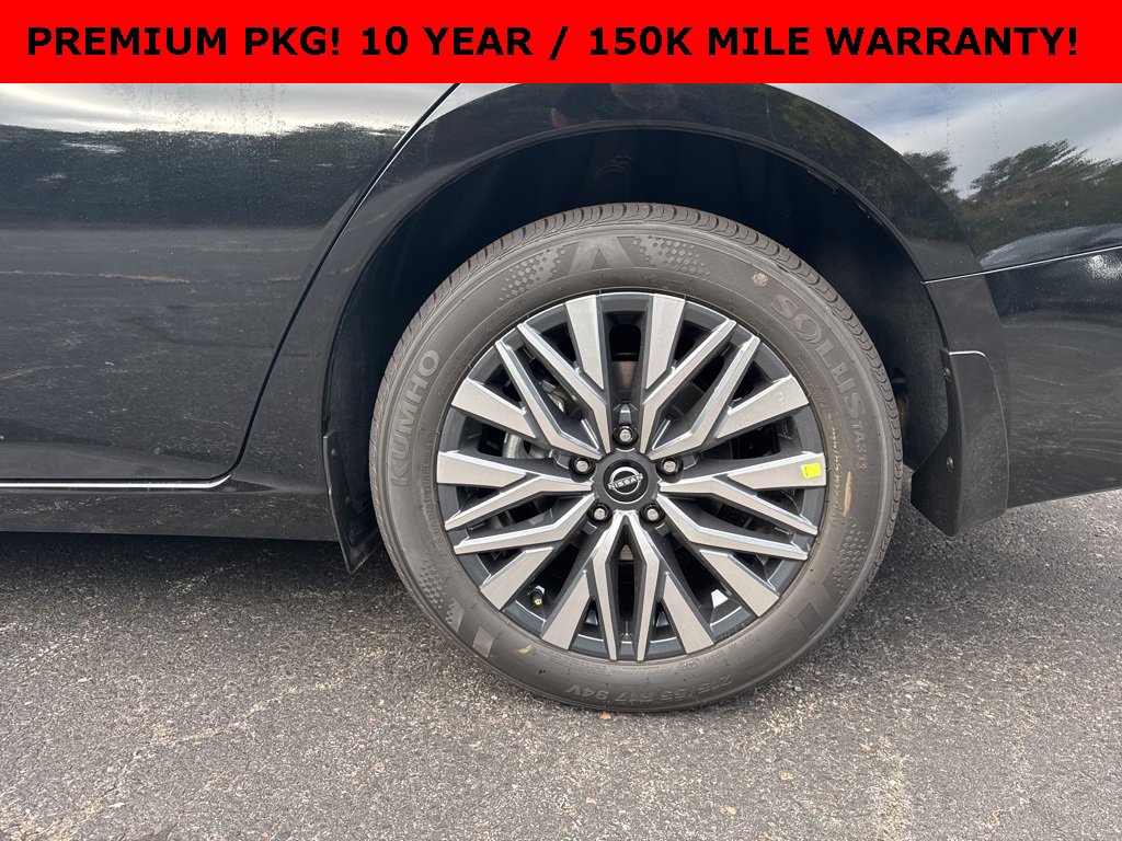 New 2025 Nissan Altima 2.5 SV w/ SV Premium Package image 12